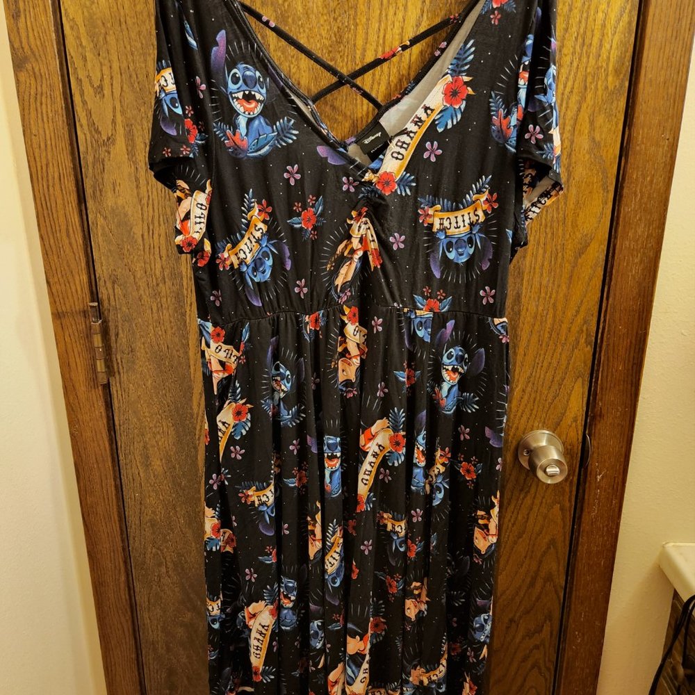 Torrid Size 3 (22/24W) Disney Lilo & Stitch Tattoo Handkerchief Skater Dress NWT - Picture 4 of 13
